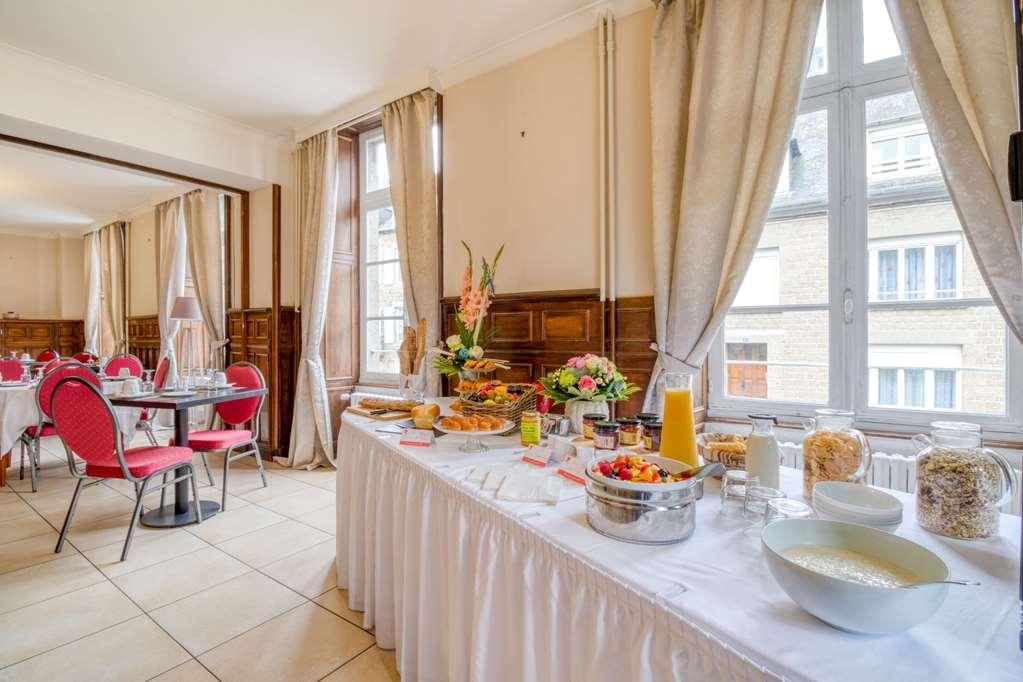 Saint-Hilaire-du-Harcouët Brit Hotel Le Cygne מסעדה תמונה