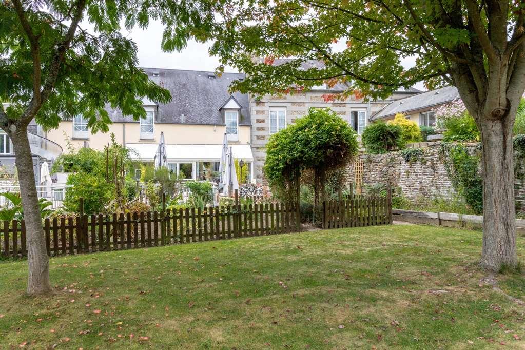 Saint-Hilaire-du-Harcouët Brit Hotel Le Cygne מראה חיצוני תמונה