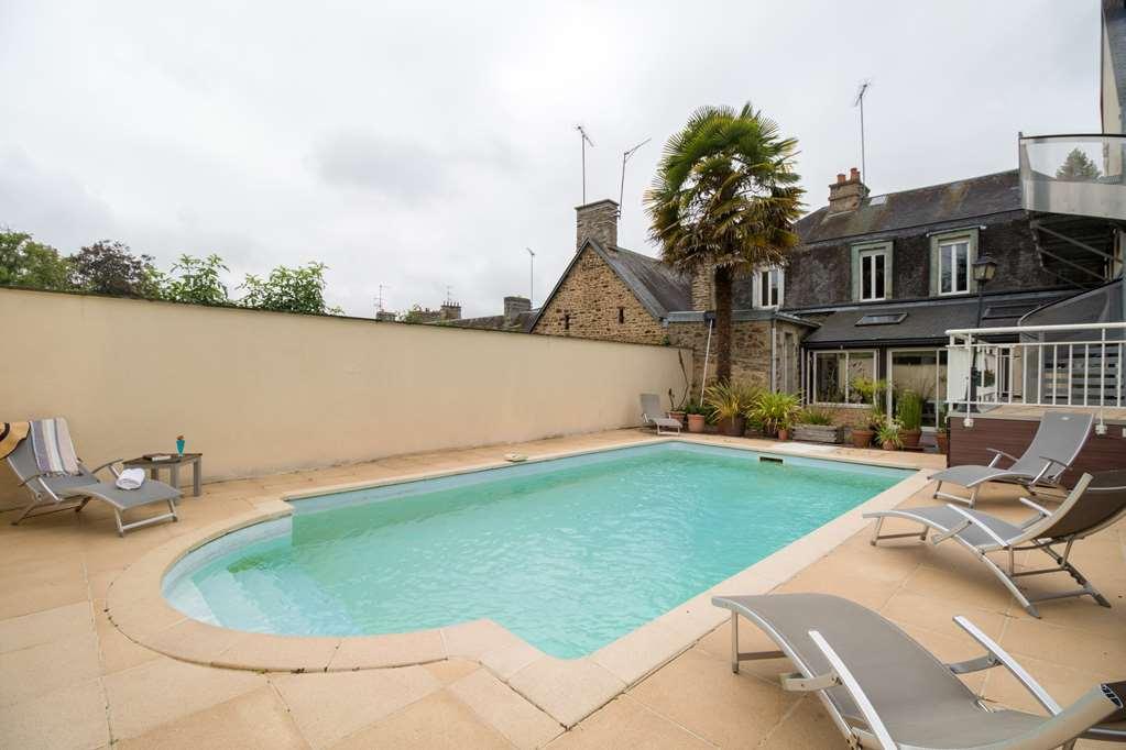 Saint-Hilaire-du-Harcouët Brit Hotel Le Cygne מתקנים תמונה